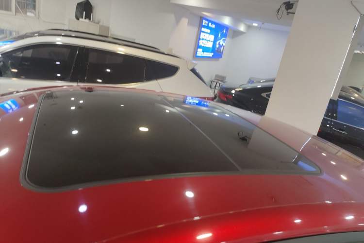 Used Baojun RC-6 2019 1.5T CVT 24-Hour Online Prestige Edition Roof