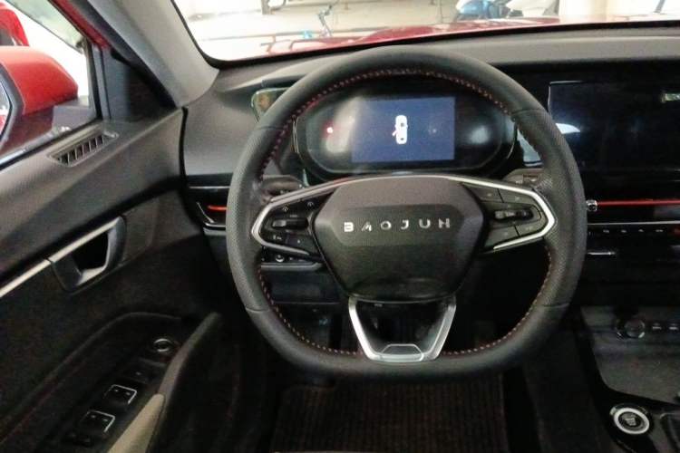 Used Baojun RC-6 2019 1.5T Manual 24-Hour Online Luxury Version Steering Wheel