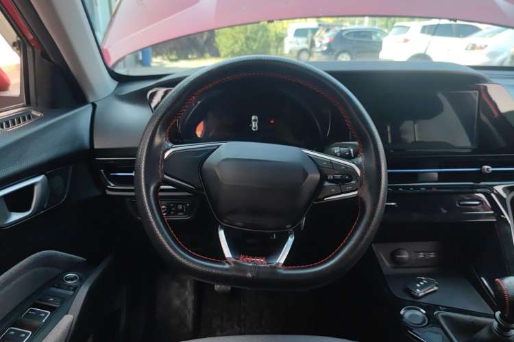 Used Baojun RC-6 2019 1.5T Manual Elite Version with 24-Hour Online Service Steering Wheel