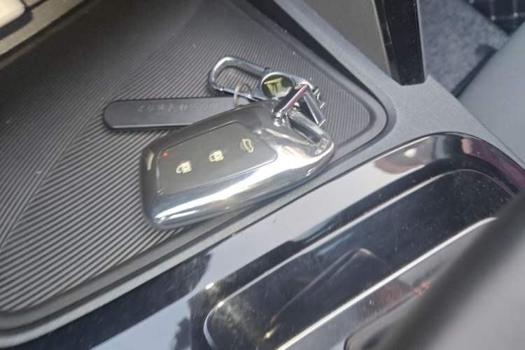 Used Baojun RC-6 2019 1.5T CVT 24-Hour Online Prestige Edition Vehicle Key