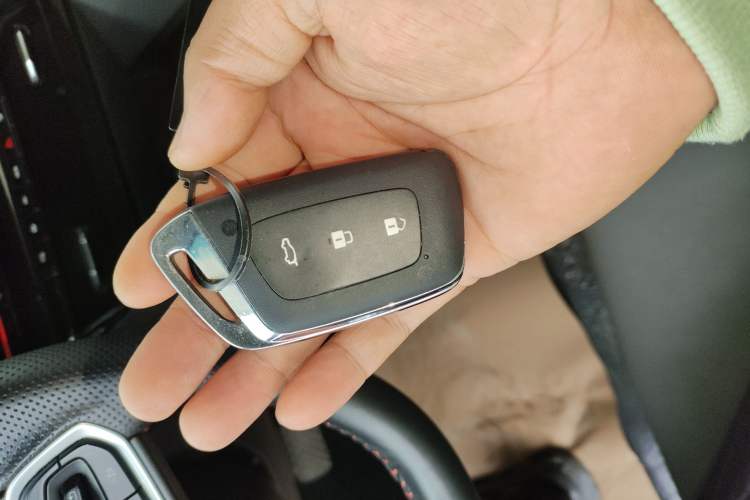 Used Baojun RC-6 2019 1.5T CVT 24-Hour Online Prestige Edition Vehicle Key