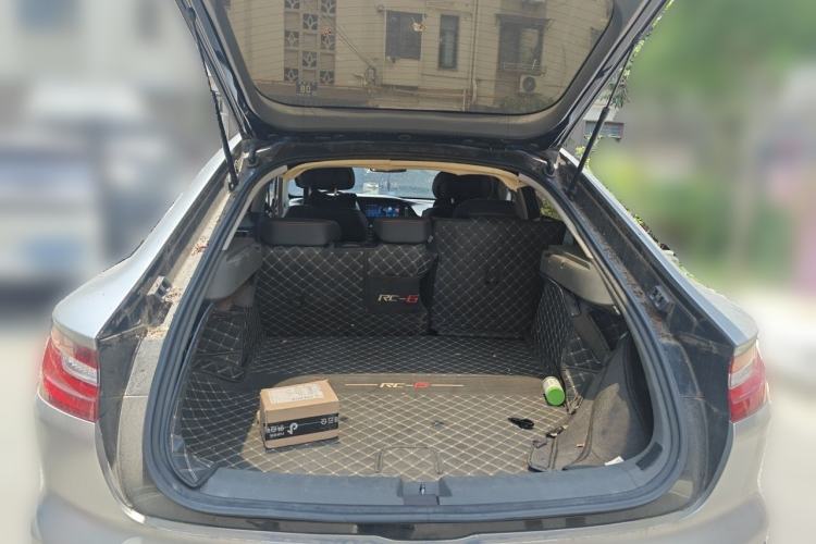 Used Baojun RC-6 2019 1.5T CVT 24-Hour Online Luxury Edition Trunk