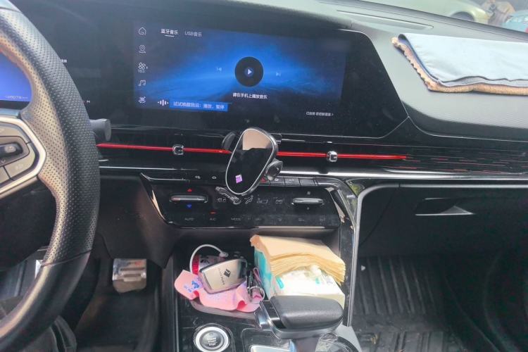Used Baojun RC-6 2019 1.5T CVT 24-Hour Online Flagship Edition Audio And AC Panel
