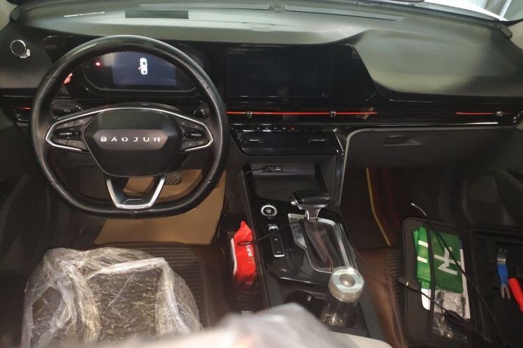 Used Baojun RC-6 2019 1.5T CVT 24-Hour Online Luxury Edition Center Console