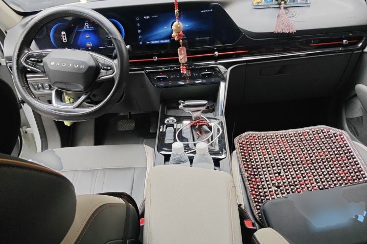 Used Baojun RC-6 2019 1.5T CVT 24-Hour Online Prestige Edition Center Console