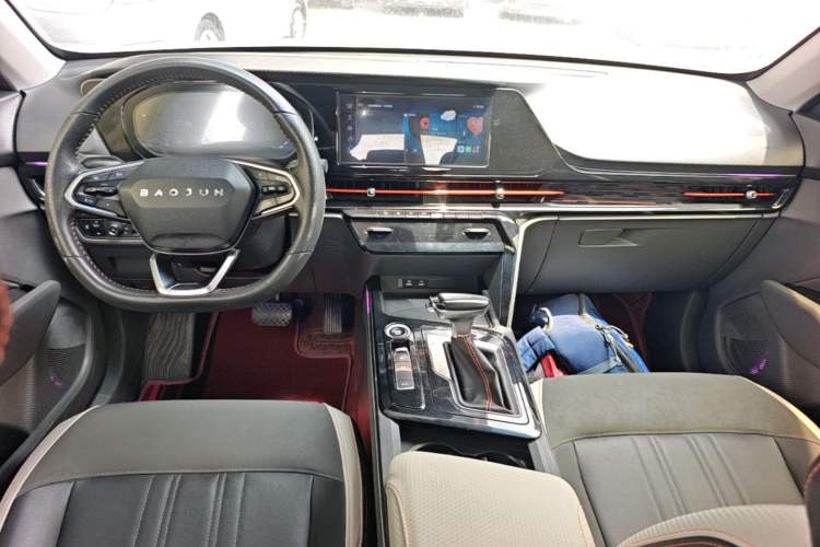 Used Baojun RC-6 2019 1.5T CVT 24-Hour Online Luxury Edition Center Console