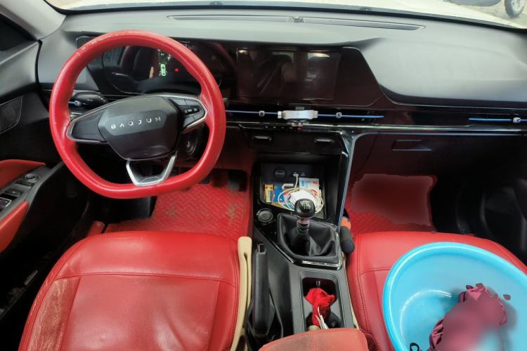 Used Baojun RC-6 2019 1.5T Manual Elite Version with 24-Hour Online Service Center Console