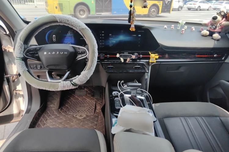 Used Baojun RC-6 2019 1.5T CVT 24-Hour Online Prestige Edition Center Console