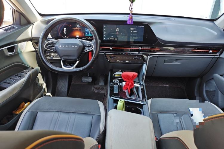 Used Baojun RC-6 2019 1.5T CVT 24-Hour Online Prestige Edition Center Console