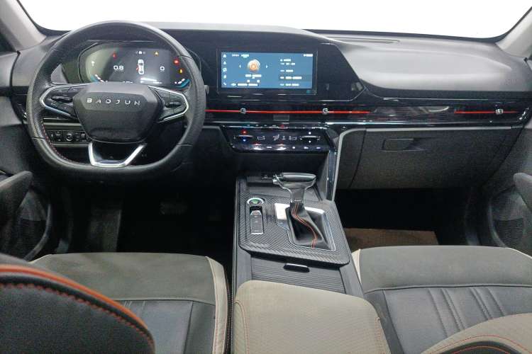 Used Baojun RC-6 2019 1.5T CVT 24-Hour Online Luxury Edition Center Console