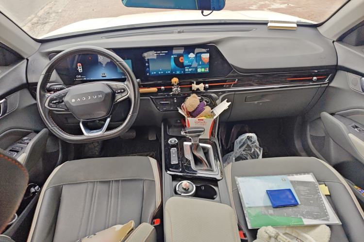 Used Baojun RC-6 2019 1.5T CVT 24-Hour Online Prestige Edition Center Console