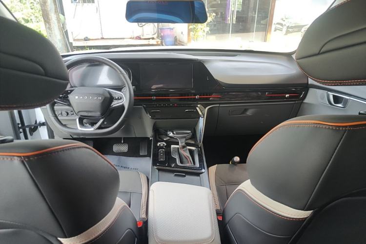 Used Baojun RC-6 2019 1.5T CVT 24-Hour Online Luxury Edition Center Console