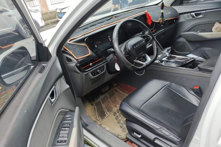 Used Baojun RC-6 2019 1.5T CVT 24-Hour Online Luxury Edition Driver Seat