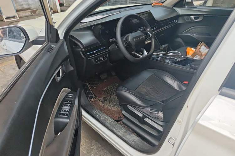 Used Baojun RC-6 2019 1.5T CVT Elite Version with 24-Hour Online Service Driver Seat