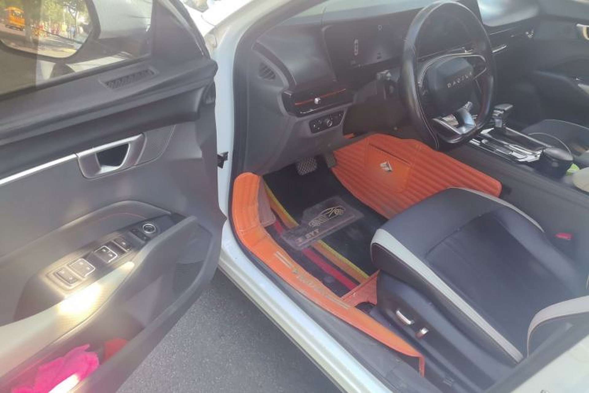 Used Baojun RC-6 2019 1.5T CVT 24-Hour Online Flagship Edition Driver Seat