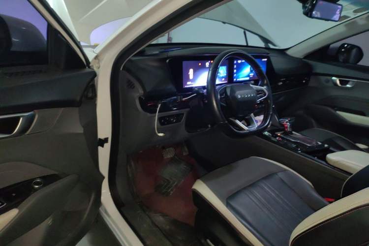 Used Baojun RC-6 2019 1.5T CVT 24-Hour Online Prestige Edition Driver Seat