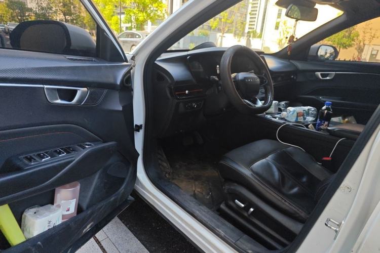 Used Baojun RC-6 2019 1.5T CVT 24-Hour Online Flagship Edition Driver Seat