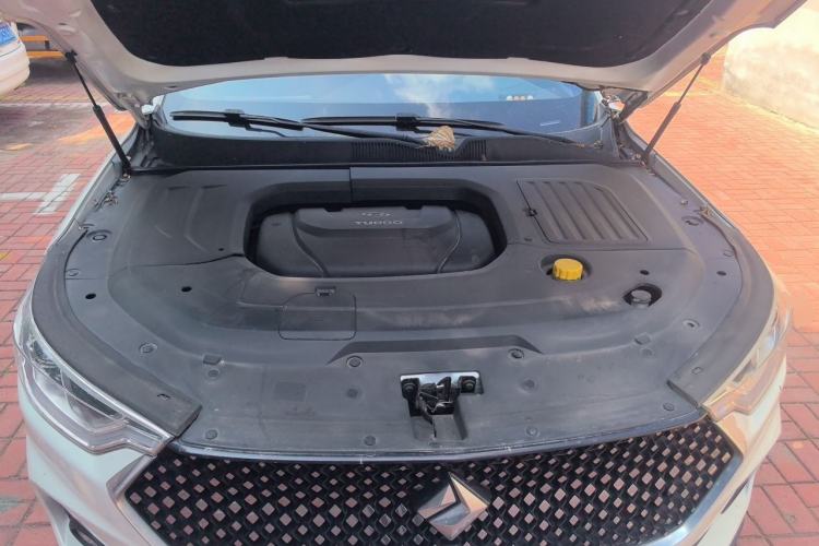 Used Baojun RC-6 2019 1.5T CVT 24-Hour Online Flagship Edition Engine Bay