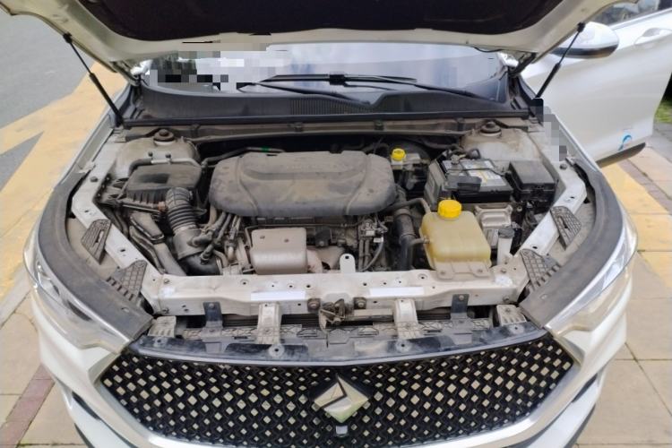 Used Baojun RC-6 2019 1.5T CVT 24-Hour Online Flagship Edition Engine Bay