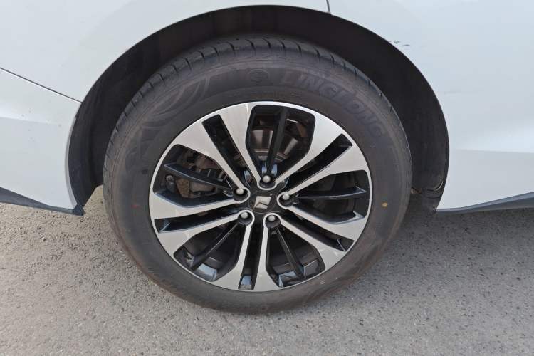Used Baojun RC-6 2019 1.5T CVT 24-Hour Online Prestige Edition Exterior 5