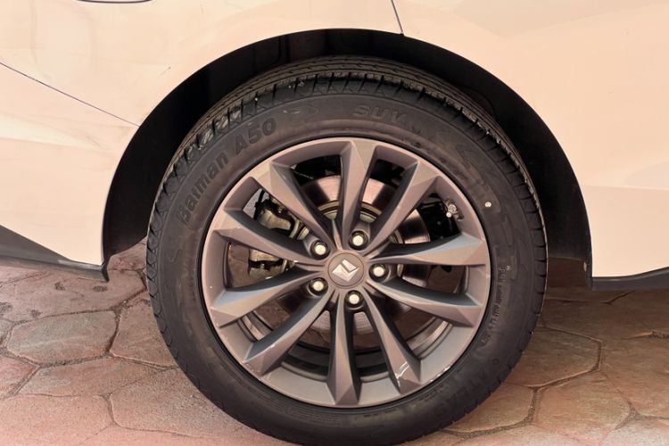 Used Baojun RC-6 2019 1.5T CVT Elite Version with 24-Hour Online Service Exterior 6