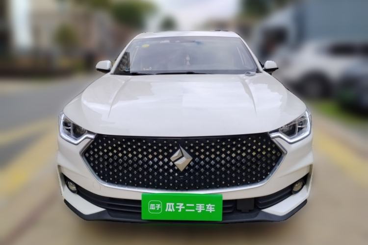 Used Baojun RC-6 2019 1.5T CVT 24-Hour Online Flagship Edition Front