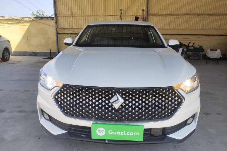 Used Baojun RC-6 2019 1.5T CVT Elite Version with 24-Hour Online Service Front