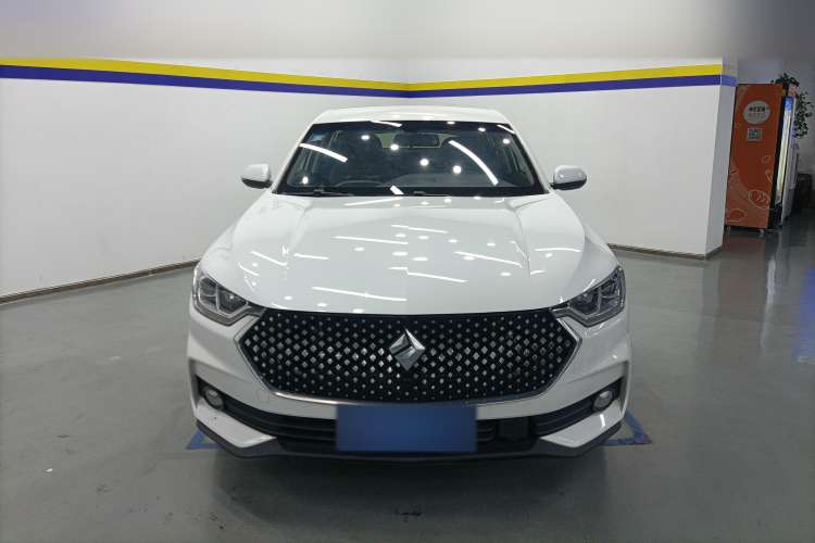 Used Baojun RC-6 2019 1.5T CVT 24-Hour Online Luxury Edition Front