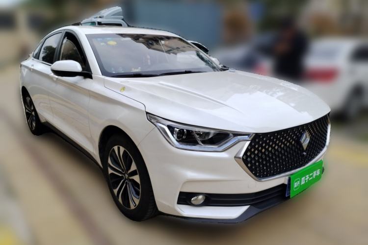 Used Baojun RC-6 2019 1.5T CVT 24-Hour Online Flagship Edition Front Right 45 Deg
