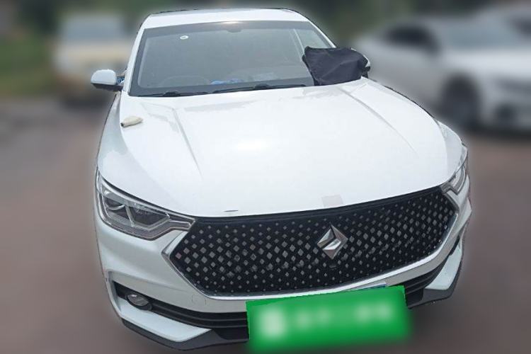 Used Baojun RC-6 2019 1.5T Manual 24-Hour Online Luxury Version Front Right 45 Deg