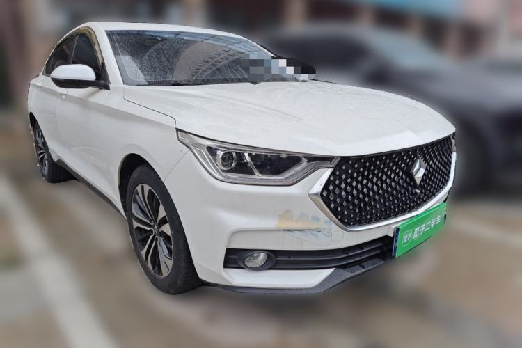 Used Baojun RC-6 2019 1.5T CVT 24-Hour Online Prestige Edition Front Right 45 Deg