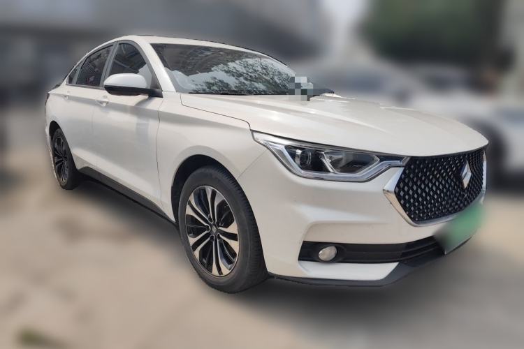 Used Baojun RC-6 2019 1.5T CVT 24-Hour Online Prestige Edition Front Right 45 Deg