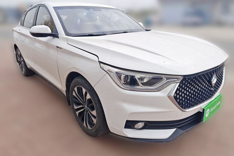 Used Baojun RC-6 2019 1.5T CVT 24-Hour Online Prestige Edition Front Right 45 Deg