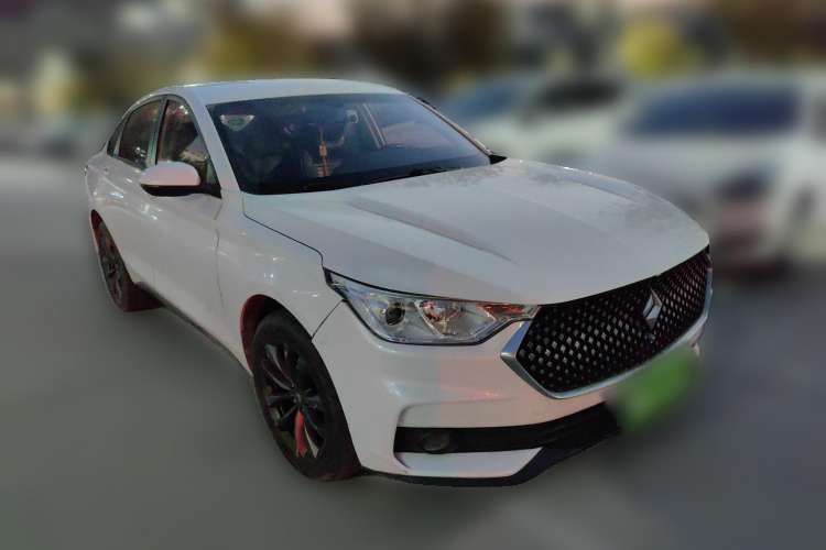 Used Baojun RC-6 2019 1.5T CVT Elite Version with 24-Hour Online Service Front Right 45 Deg