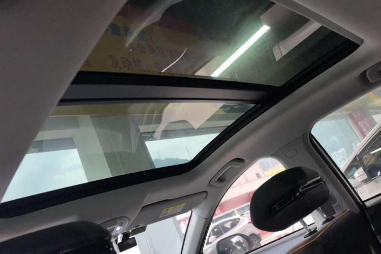 Used Baojun RC-6 2019 1.5T CVT 24-Hour Online Prestige Edition Headliner
