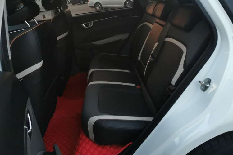 Used Baojun RC-6 2019 1.5T CVT 24-Hour Online Prestige Edition Interior 1