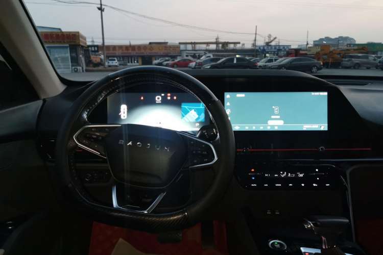 Used Baojun RC-6 2019 1.5T CVT 24-Hour Online Prestige Edition Interior 3
