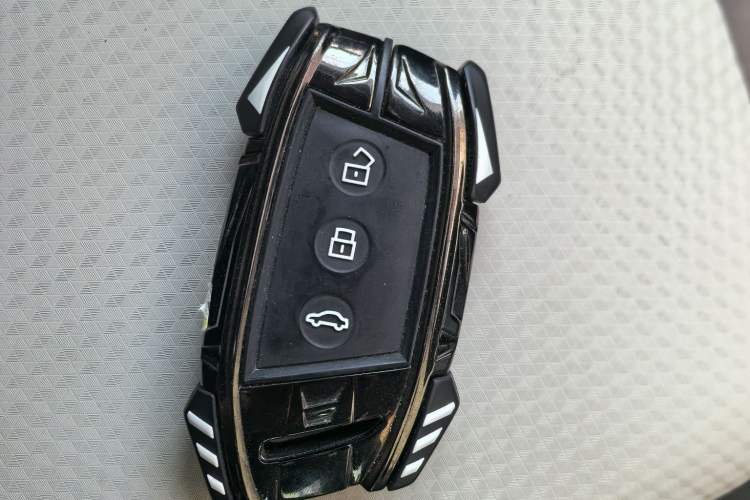 Used Baojun RC-6 2019 1.5T CVT 24-Hour Online Luxury Edition Interior 7