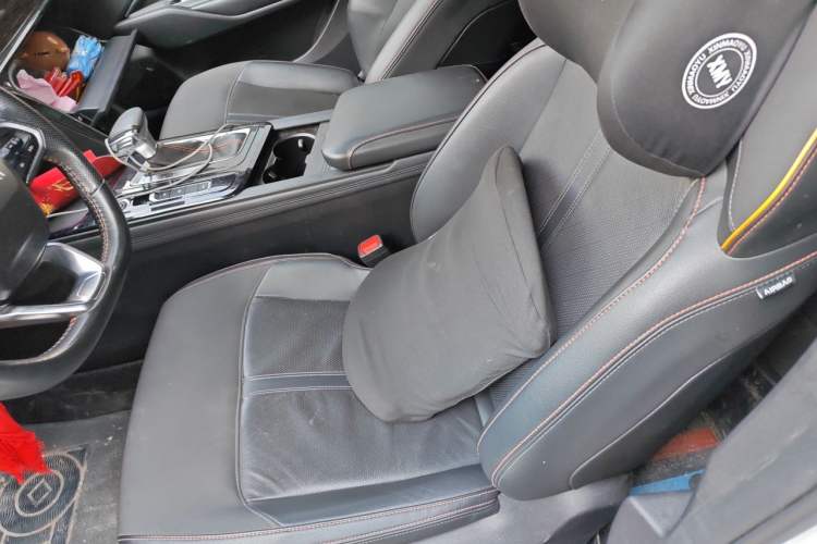 Used Baojun RC-6 2019 1.5T CVT 24-Hour Online Prestige Edition Left Front Seat