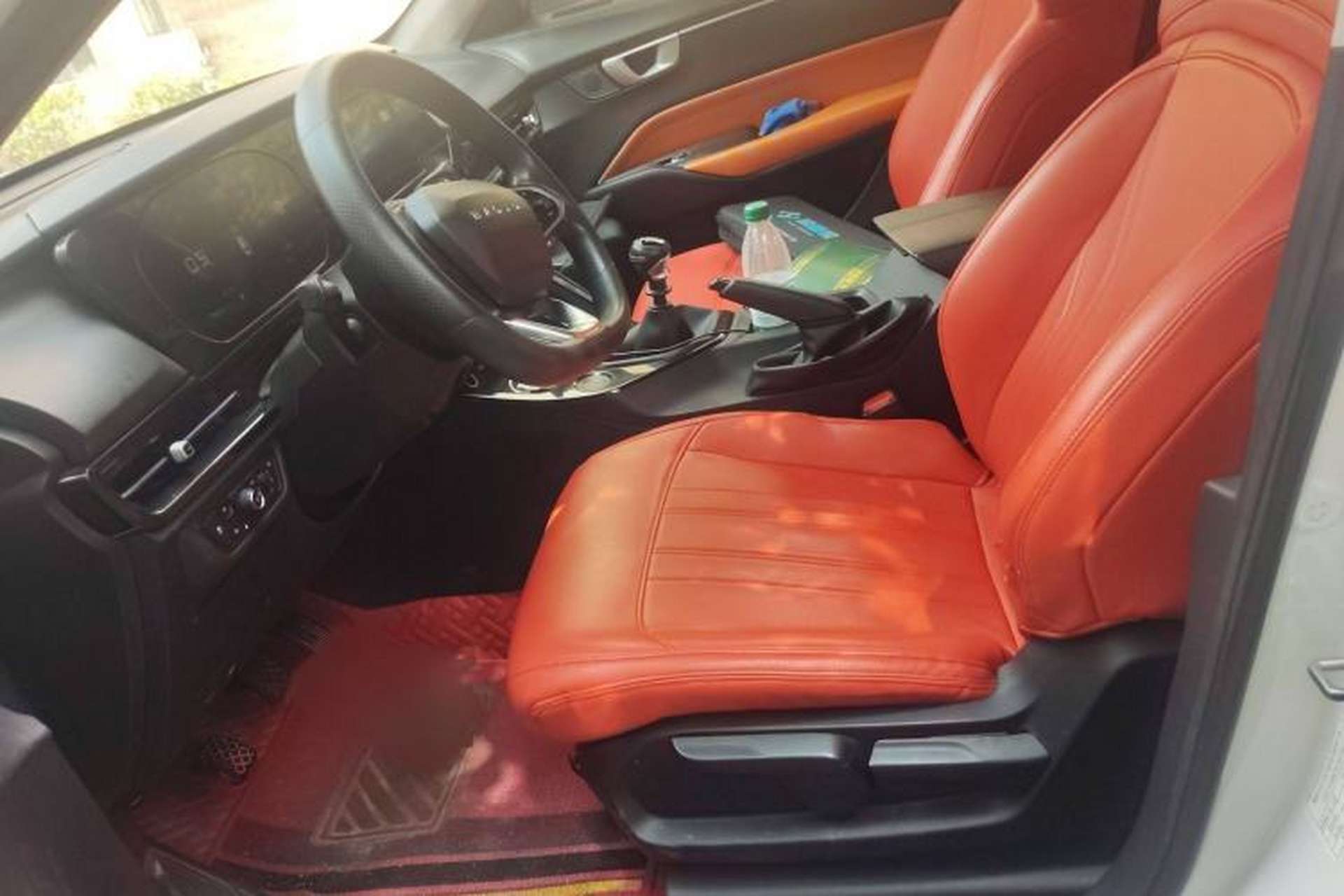 Used Baojun RC-6 2019 1.5T Manual Elite Version with 24-Hour Online Service Left Front Seat