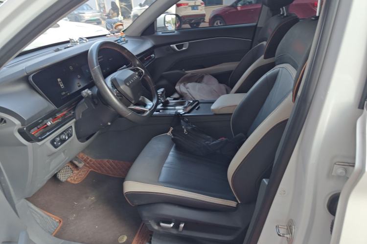 Used Baojun RC-6 2019 1.5T CVT 24-Hour Online Prestige Edition Left Front Seat