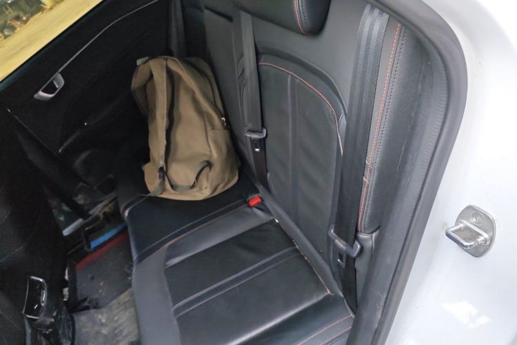 Used Baojun RC-6 2019 1.5T CVT 24-Hour Online Prestige Edition Left Rear Seat