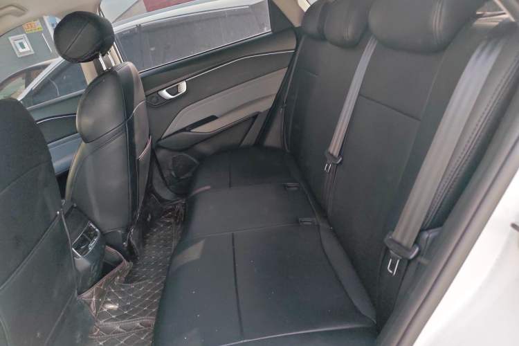 Used Baojun RC-6 2019 1.5T CVT Elite Version with 24-Hour Online Service Left Rear Seat