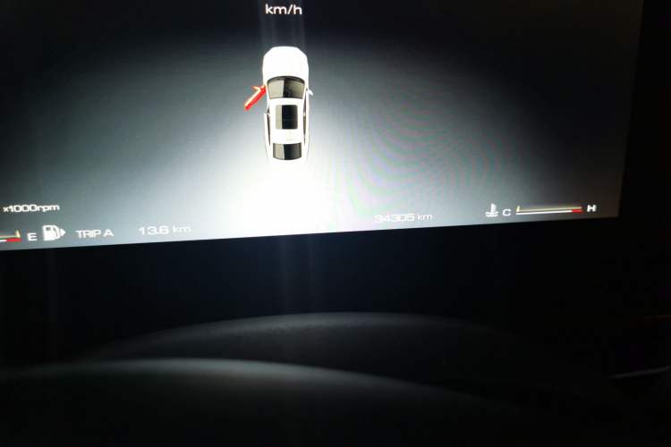 Used Baojun RC-6 2019 1.5T CVT 24-Hour Online Prestige Edition Odometer Close Up
