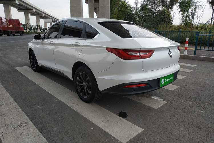 Used Baojun RC-6 2019 1.5T CVT 24-Hour Online Luxury Edition Rear Left 45 Deg