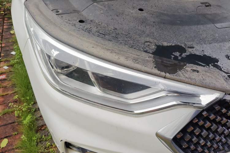 Used Baojun RC-6 2019 1.5T CVT 24-Hour Online Luxury Edition Right Front Headlight