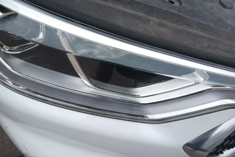 Used Baojun RC-6 2019 1.5T Manual 24-Hour Online Luxury Version Right Front Headlight