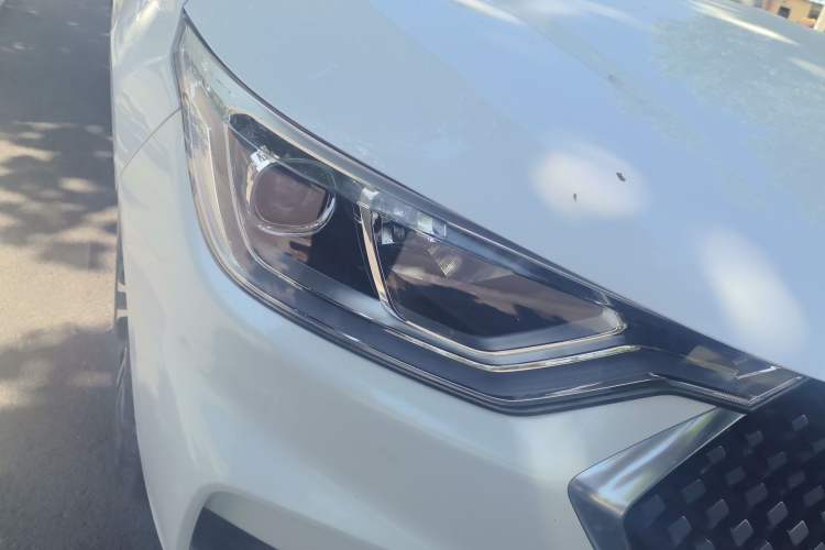Used Baojun RC-6 2019 1.5T CVT 24-Hour Online Flagship Edition Right Front Headlight