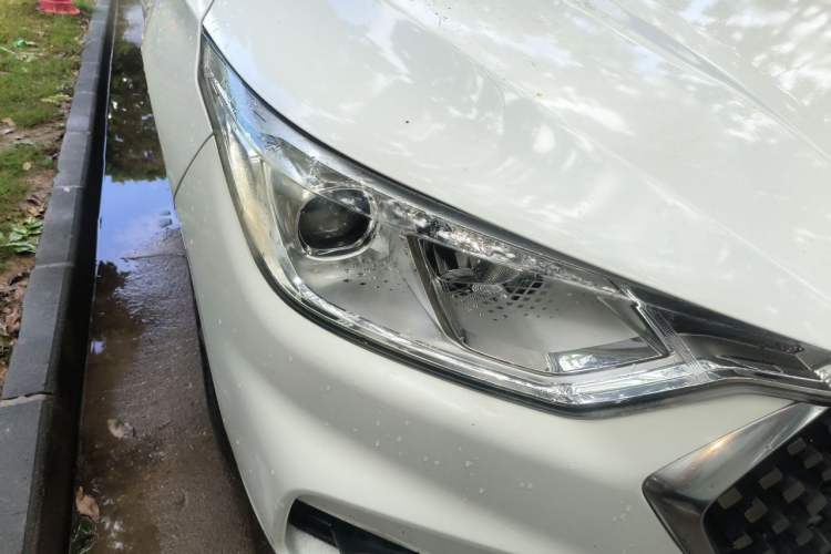 Used Baojun RC-6 2019 1.5T Manual Elite Version with 24-Hour Online Service Right Front Headlight
