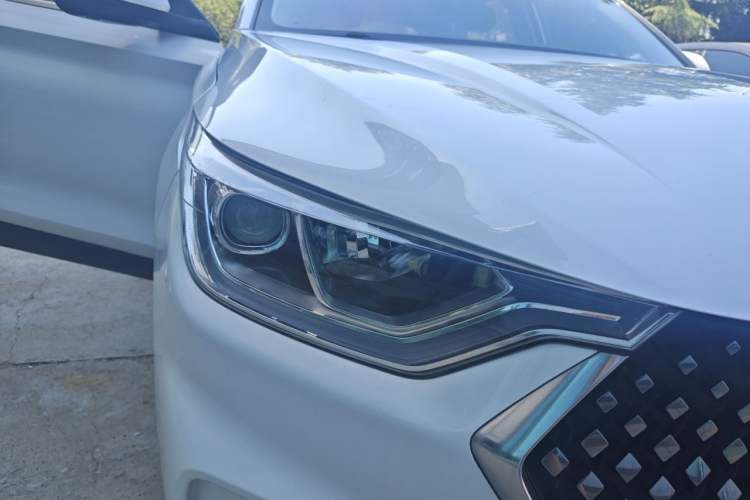 Used Baojun RC-6 2019 1.5T CVT 24-Hour Online Prestige Edition Right Front Headlight